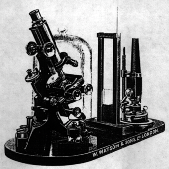 A black and white photo of a machine
Description automatically generated with low confidence