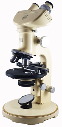 A close-up of a microscope
Description automatically generated